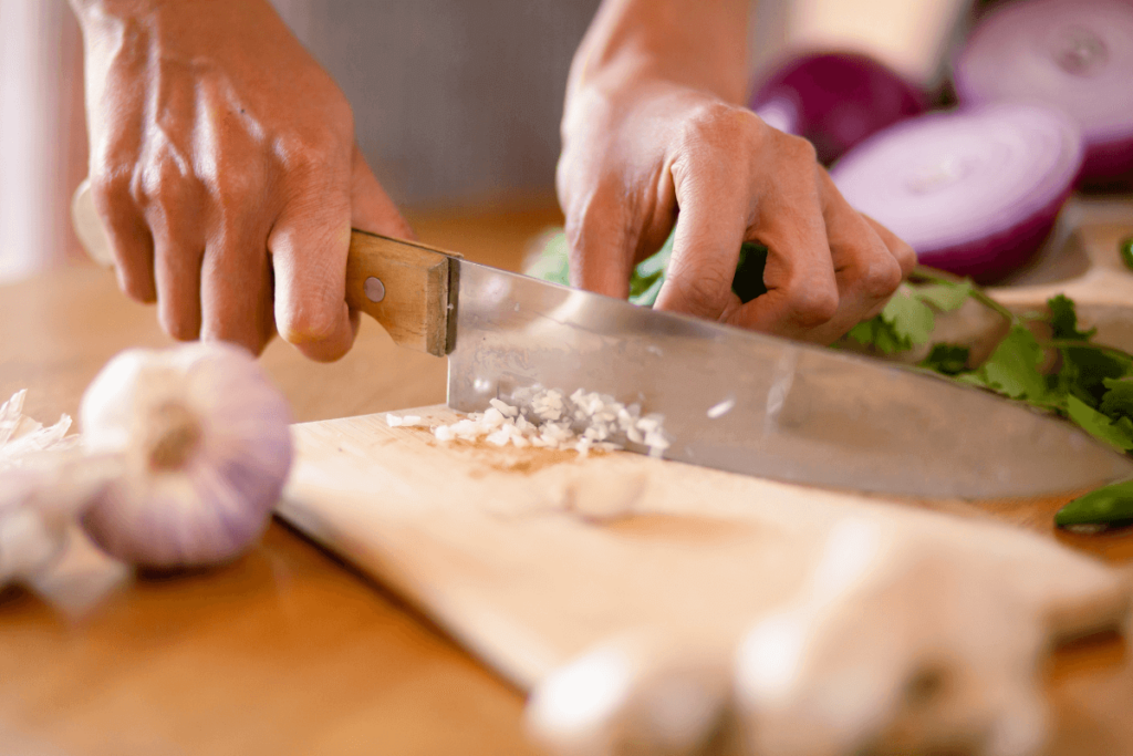 Passo-1-Preparação-dos-Ingredientes-arroz-com-gosto-de-alho