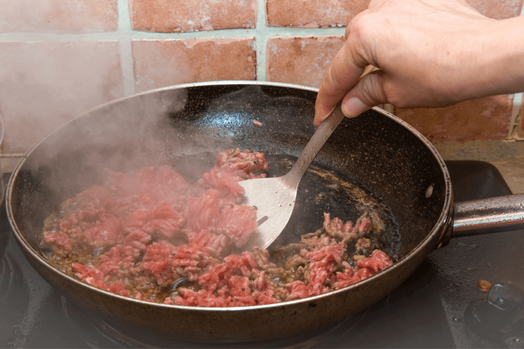 5-Cozinhando-o-Arroz-com-a-Carne