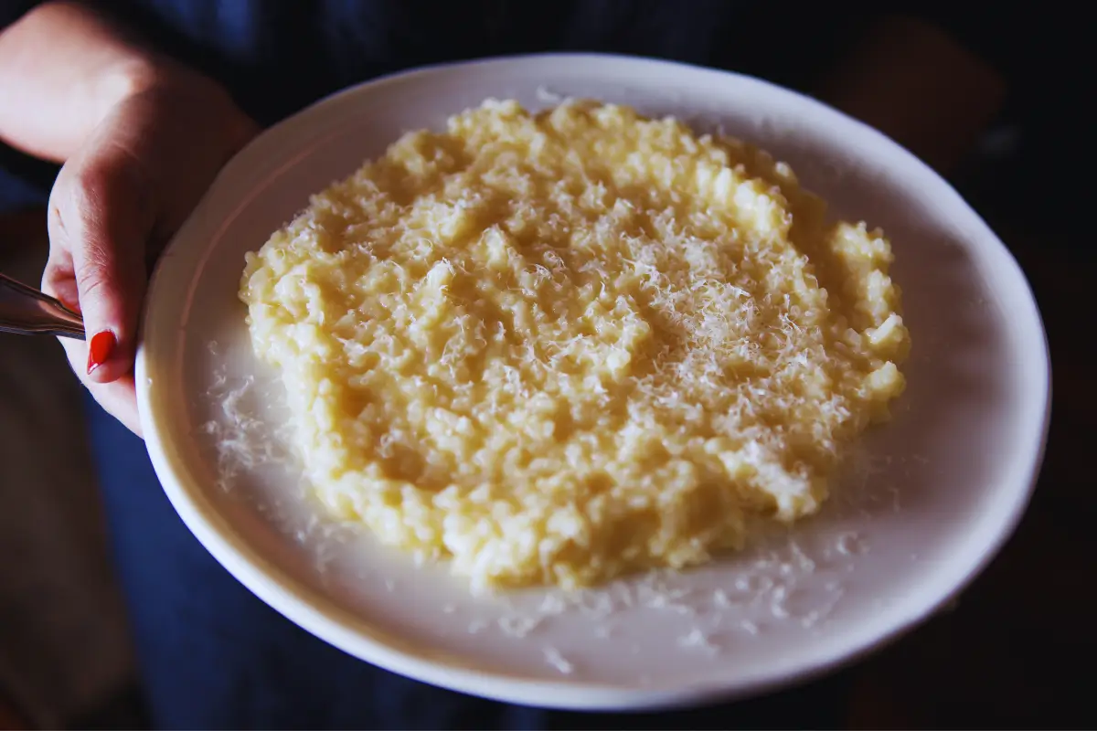 como-fazer-risoto-de-queijo-parmesao-um-guia-completo