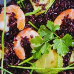 receita-de-arroz-preto-com-camarao-explorando-sabores-desconhecidos