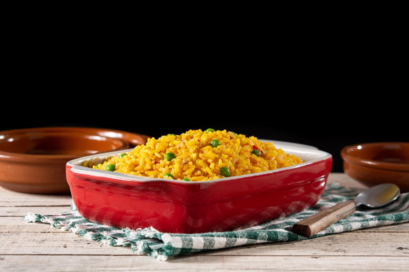 10-receitas-de-arroz-de-natal-para-acompanhar-pratos-especiais