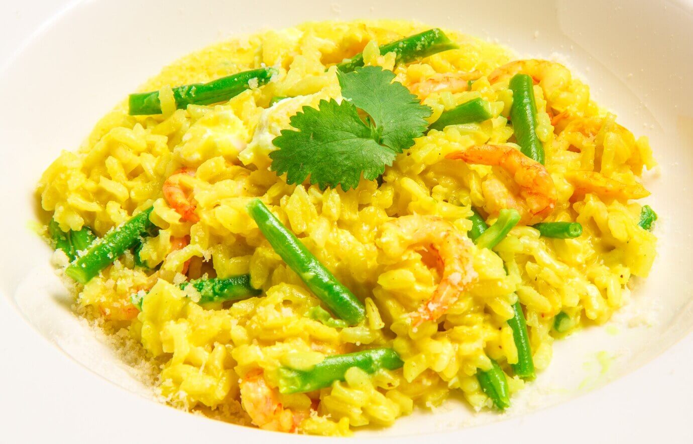 arroz-cremoso-com-acafrao-uma-receita-de-sabor-e-elegancia